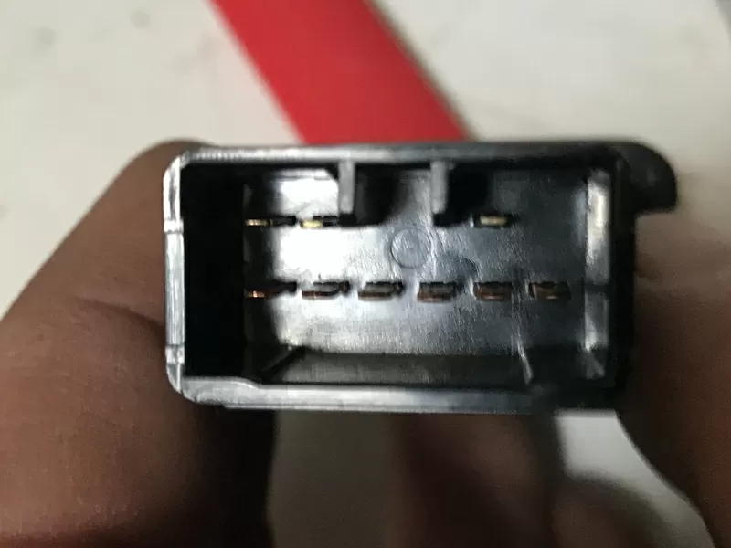 Бу кнопка аварийной сигнализации Kia Rio 3, 93791-4Y000 3