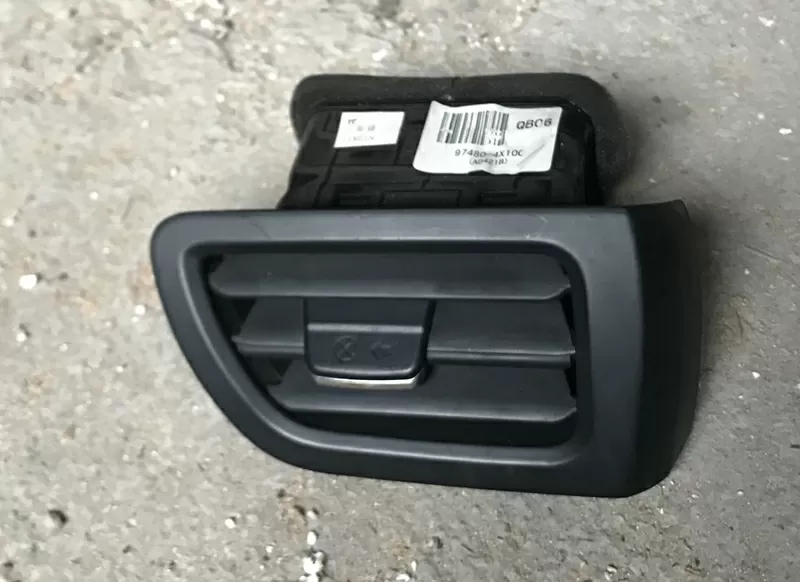 Бу дефлектор воздушный правый Kia Rio 3, 97480-4X100