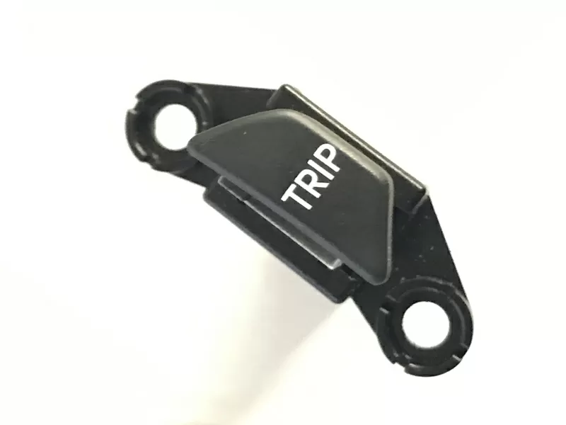 Бу кнопка TRIP в накладку панели приборов Kia Rio 3,  299101547