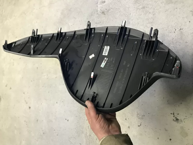 Бу козырёк накладка панели приборов Kia Rio 3, 85835-4X000 2