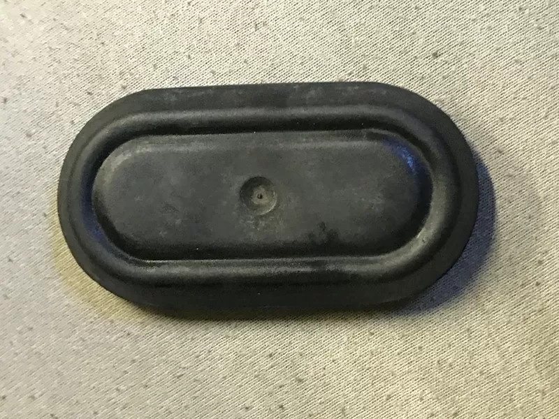 Бу заглушка пола Renault 8200126532, Kangoo Master Clio Captur Fluence Megane 2