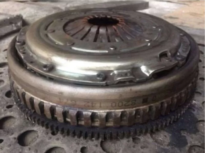 Б/у маховик демпфер 1.9dci renault laguna 2 ,  8200142674