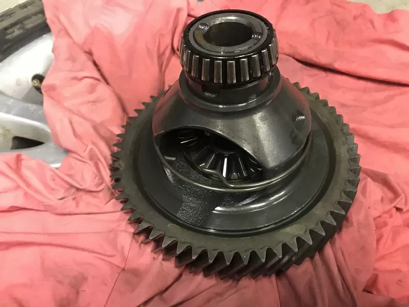 Бу дифференциал КПП JR5 15*56 8201500491,  7701769541  Renault Megane Laguna Kangoo 2