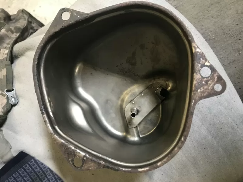 Бу крышка КПП JR5 8200297214 Renault Megane Laguna Kangoo 2