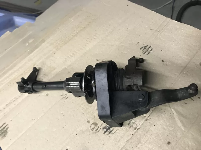 Бу механизм выбора передачи КПП JR5 328905083R Renault Megane Laguna