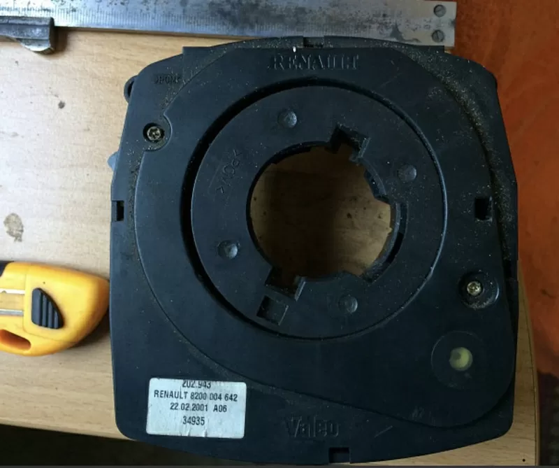 Бу датчик угла поворота руля Renault Laguna 2,  8200004642