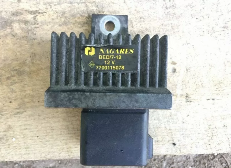 Б/у реле свечей накала Renault, Рено, 7700115078