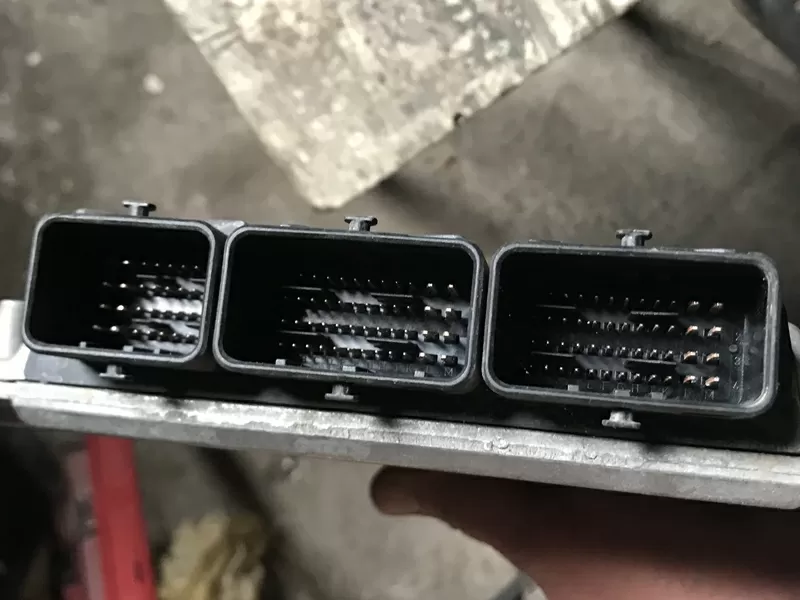 Бу мозги Renault 0281001934,  8200039569,  8200076093 3