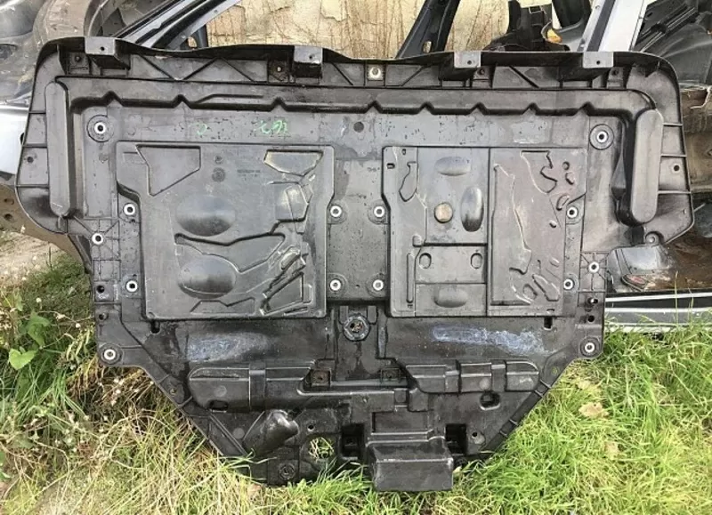 Б/у пол багажника Renault Grand Scenic 2,  8200194702
