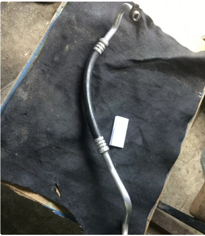 Б/у трубка кондиционера Renault Laguna 2,  8200004040