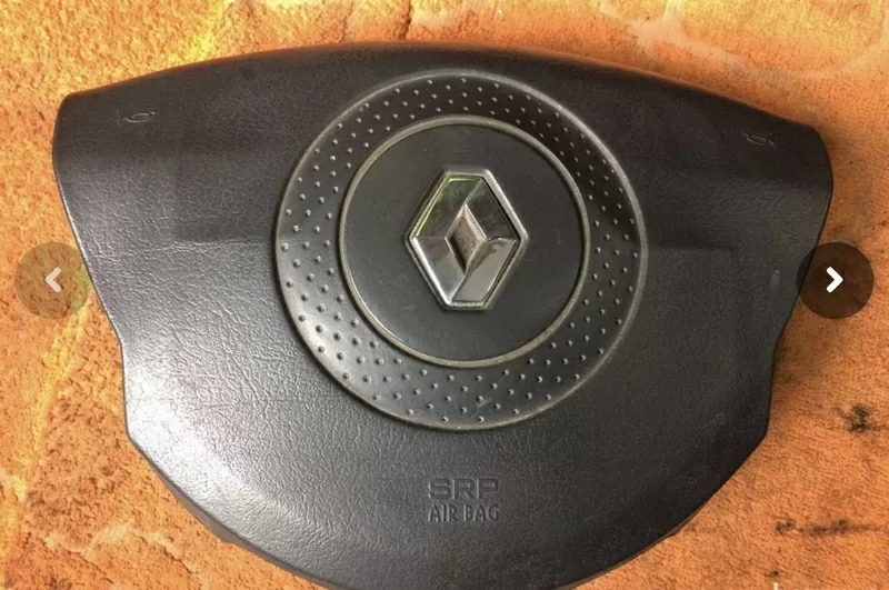 Б/у подушка airbag водителя 8200102820A, 8200102820 Renault .