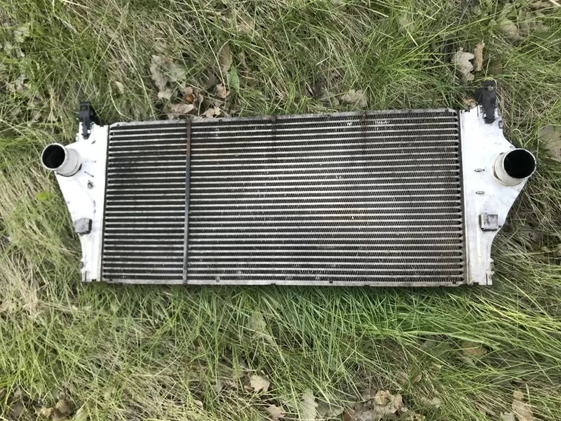 Б/у радиатор интеркулера 8200008761 Renault Espace 4,  Laguna 2,  Vel Satis