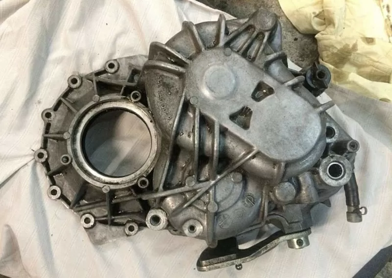 Б/у картер,  крышка,  корпус кпп PK6 018 Renault Laguna 2,  8200065326,  