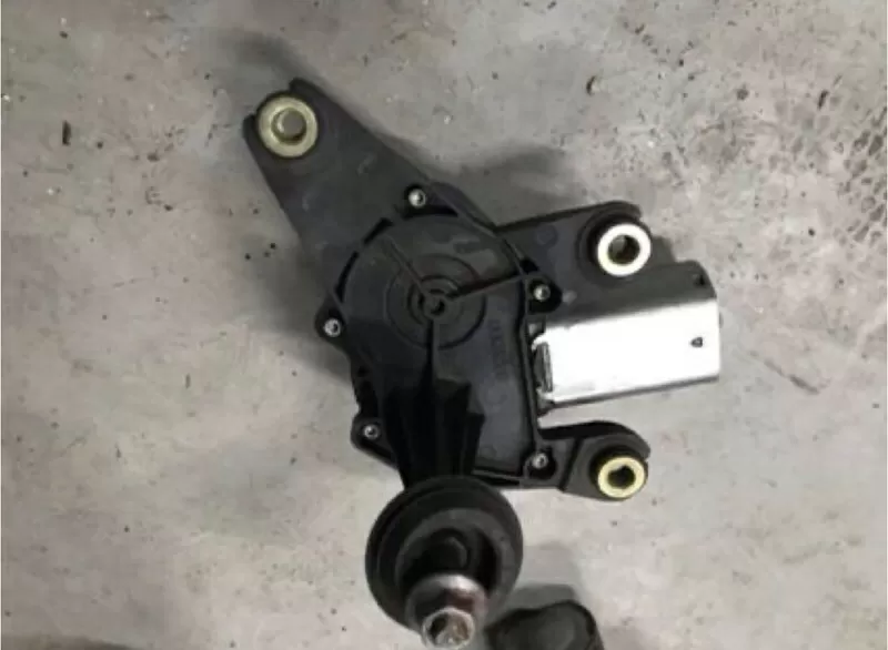 Бу моторчик дворника задний Renault Scenic 2,  8200153458,  53018912