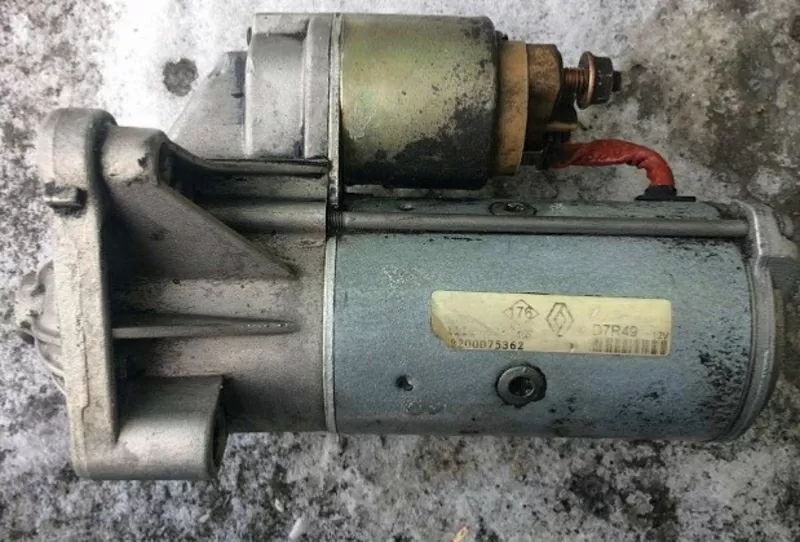 Б/у стартер Renault 1.9dci 8200075362 VALEO D7R49,  Laguna,  Trafic