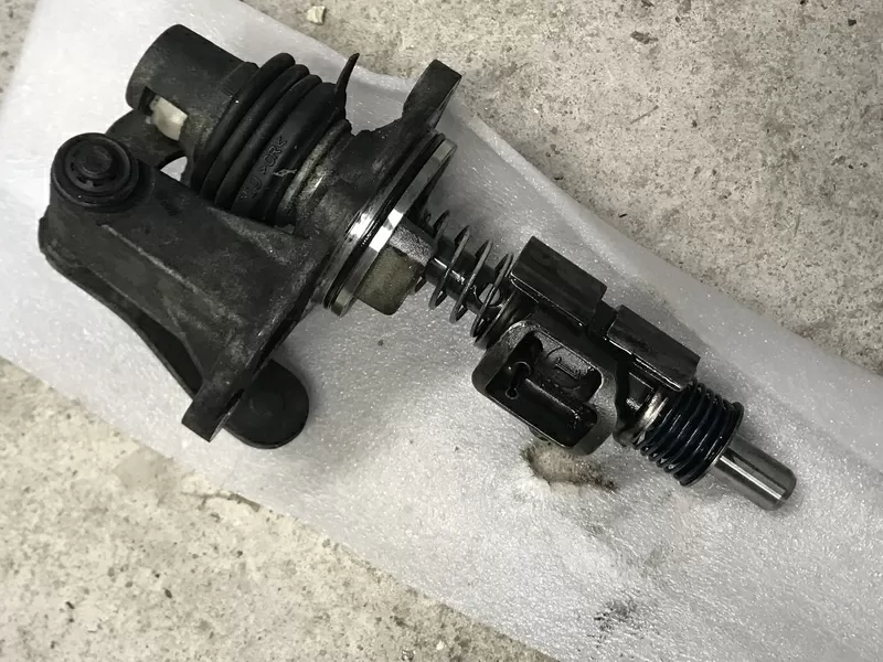 Бу механизм выбора передач КПП ND0 Renault Megane Scenic 2,  8200523232 2