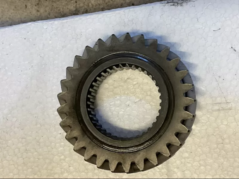 Бу шестерня 6 передачи КПП Renault Megane Scenic 323422A005, 29 z