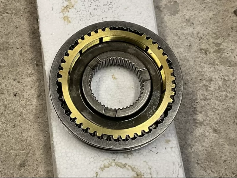 Бу муфта синхронизации 3-4 передачи КПП Nd0 Renault 7701474388, 8200142177