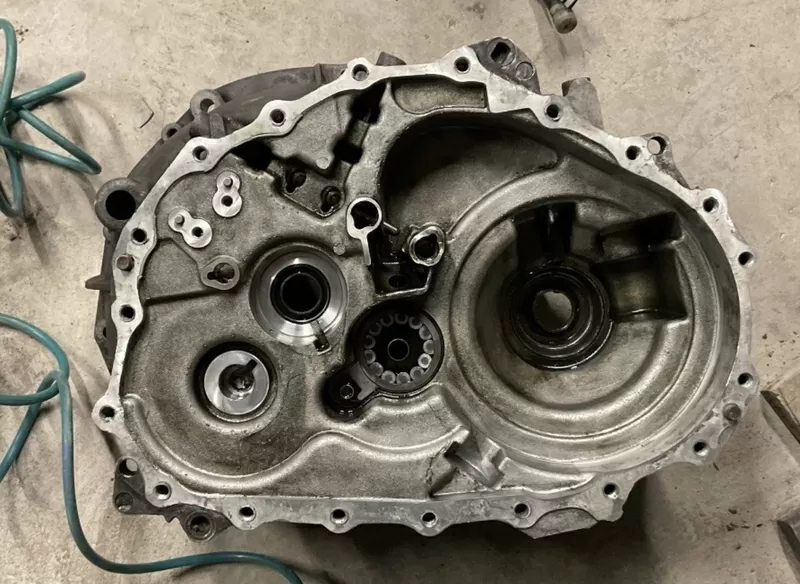 Бу корпус КПП ND0 002, Renault Megane Scenic 2, 7701474662