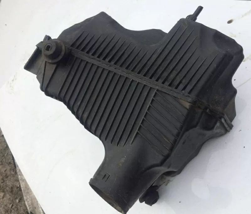 Б/у корпус воздушного фильтра Renault Megane Scenic 2,  8200369798,  8200369775,  8200340661