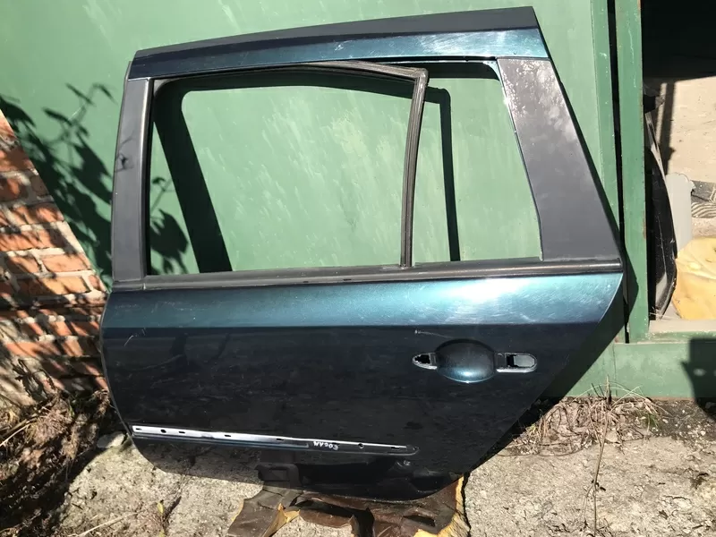 Бу дверь задняя левая Renault Laguna 2 универсал 7751471662, цвет NV903