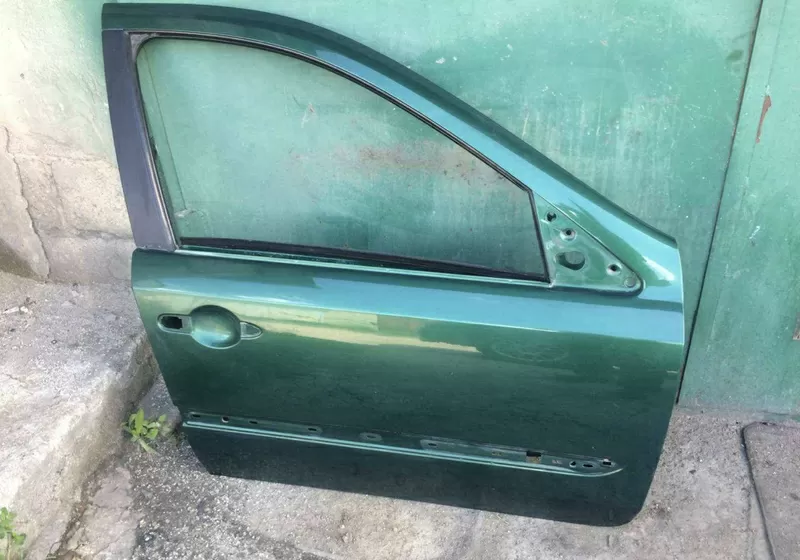 Б/у дверь передняя правая Renault Laguna 2, 7751471659, цвет NV926,