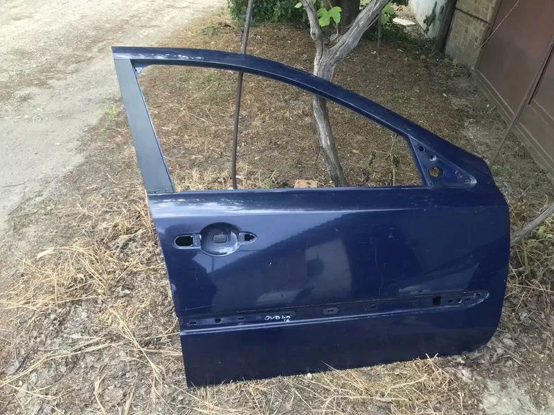 Б/у дверь передняя правая Renault Laguna 2, 7751472438, цвет OVD42