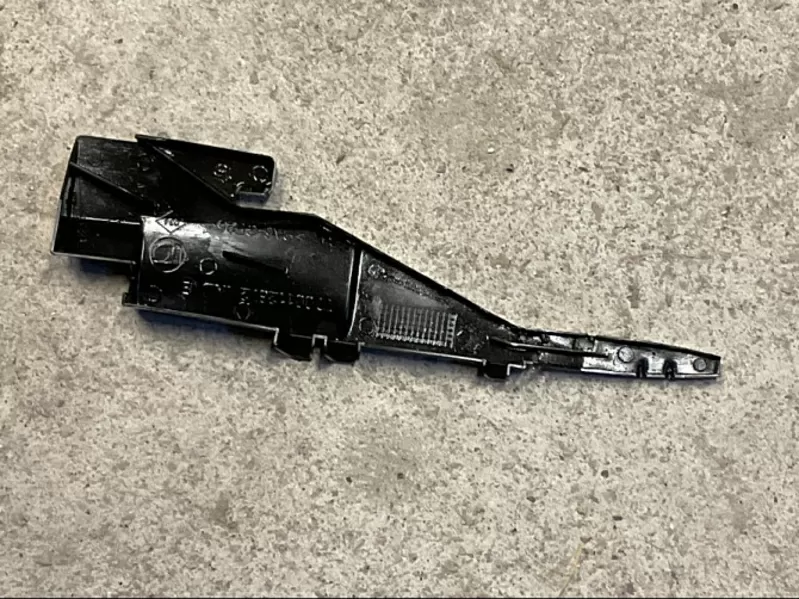 Бу желоб смазки КПП Renault Оригинал 7700737467, 7700112872, 6001543164, 8200320785, 321079831R
