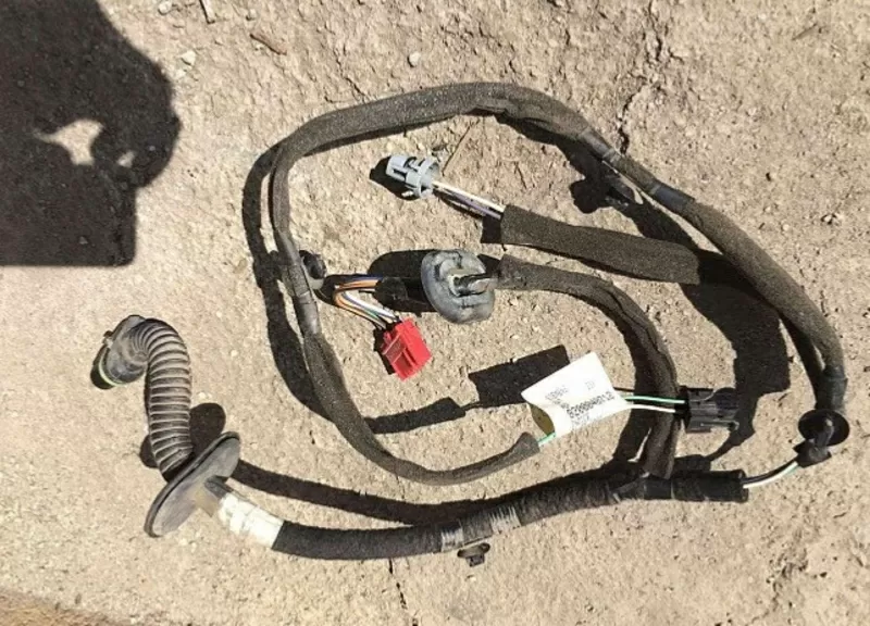 Б/у провода задней левой правой двери Renault Scenic 1,  8200048712