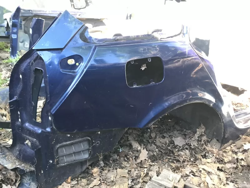 Бу задняя правая четверть крыло Renault Laguna 2 универсал 7751476031, 760300368R