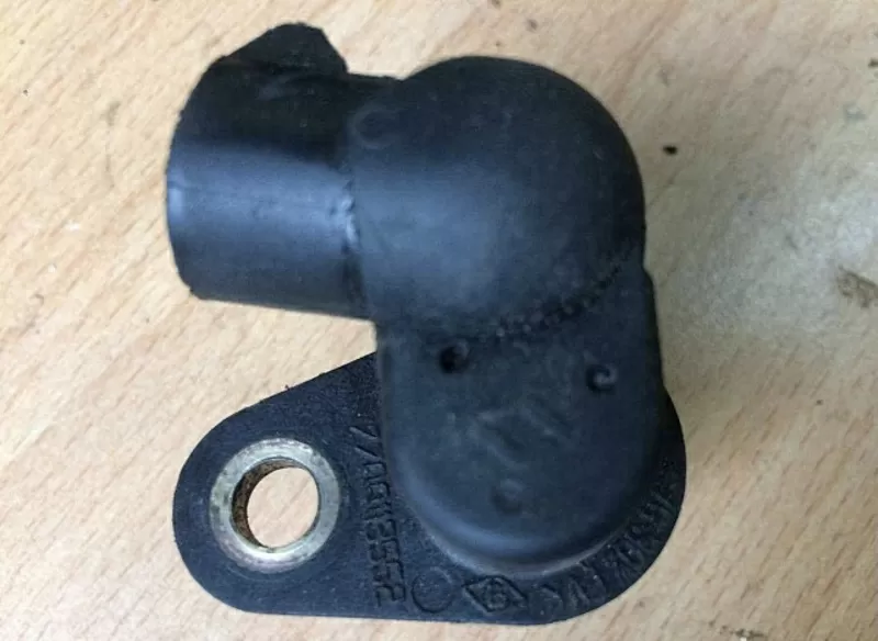Б/у датчик коленвала 1.9эdci 7700113552, 8200688405, 8200443891 Renault , Mitsubishi, Volvo, Nissan.