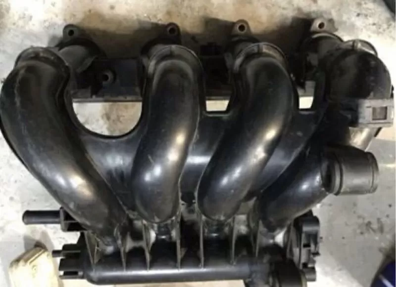Бу впускной коллектор Mercedes Benz W168 A1661410201, 96615003, 2900303849