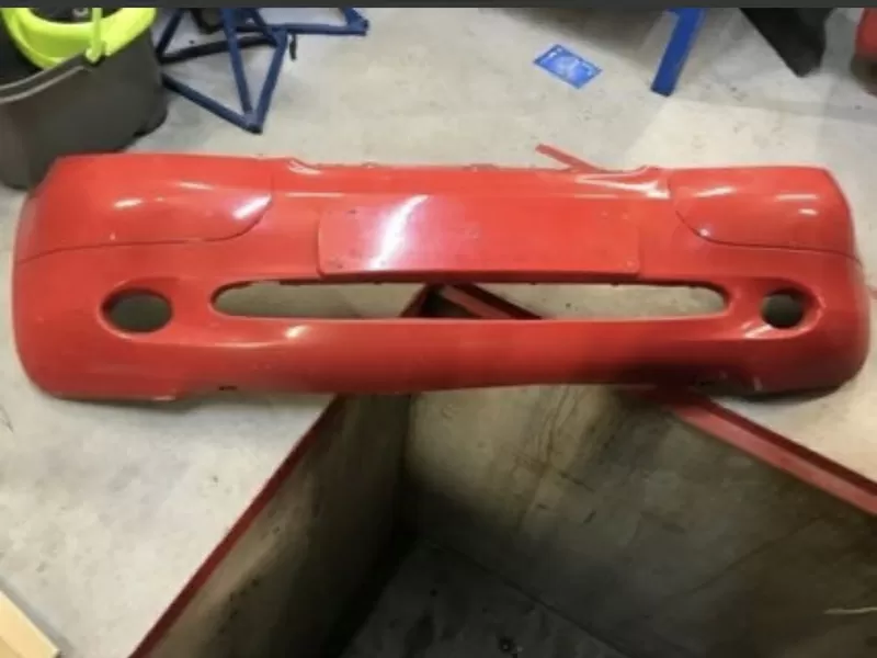 Бу передний бампер Mercedes Benz W168, A1688850025,