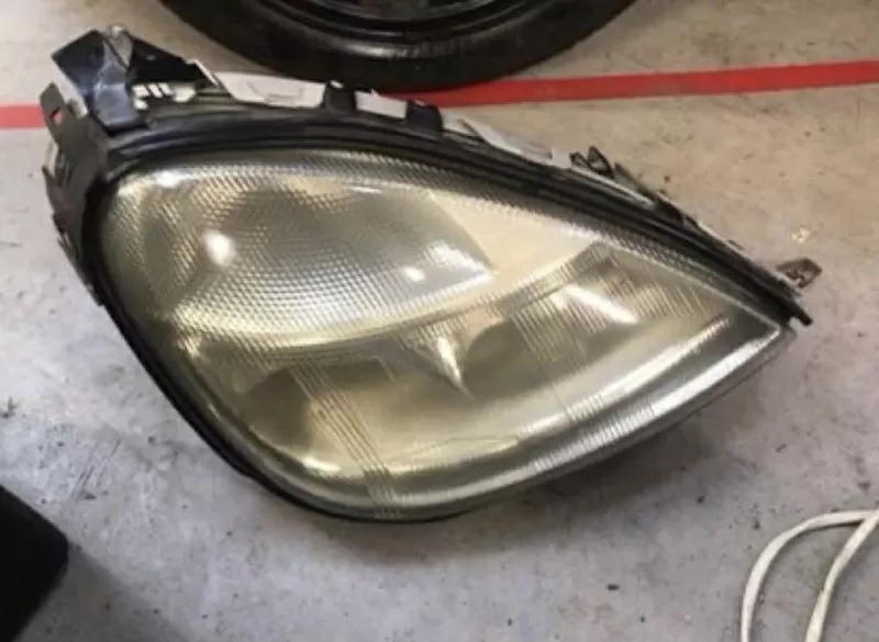Бу фара правая Mercedes Benz W168, A1688200261