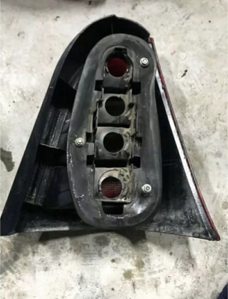 Бу фонарь задний левый Mercedes W168, 1688200164, A1688200164 2
