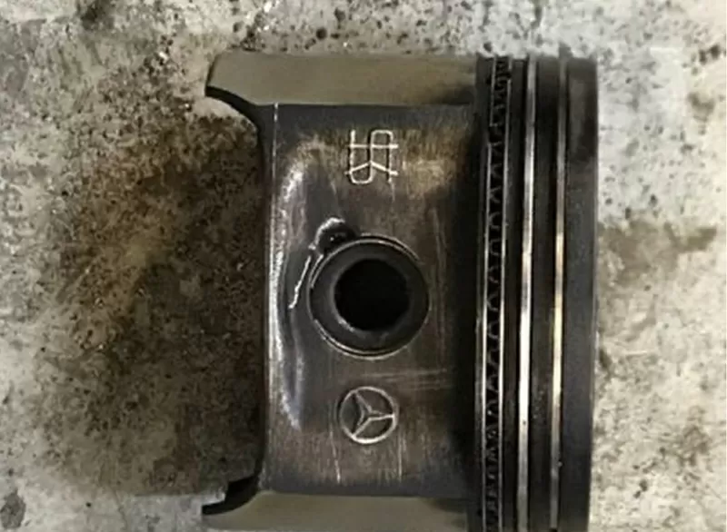 Бу поршень Mercedes W168 1.4 8V, A1660302917 2