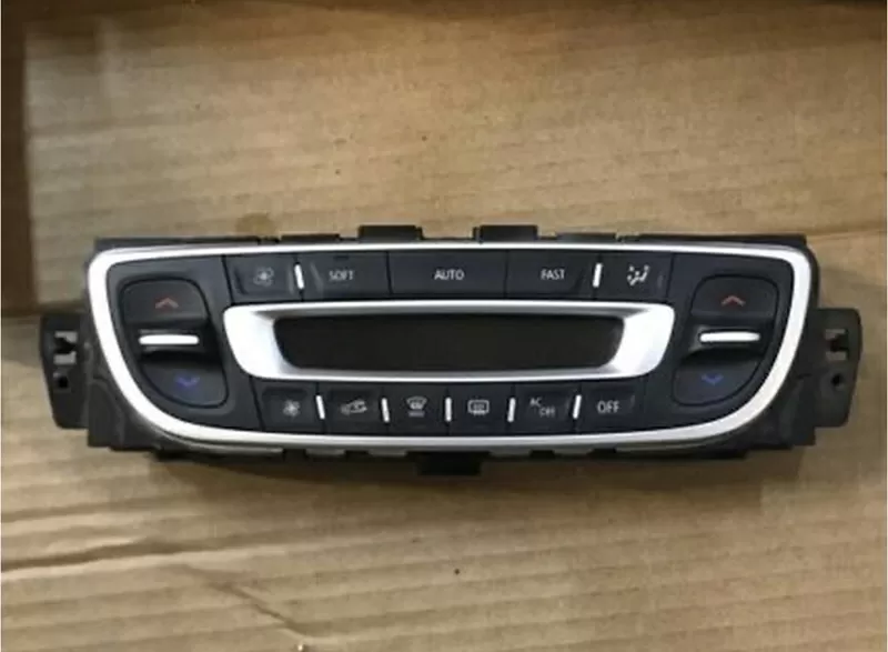 Бу блок управления климатконтролем 275100018R , E1059021, Renault Fluence