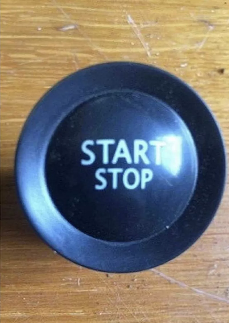 Б/у кнопка запуска двигателя Start Stop Renault 8200107838 , 1927937 Mégane , Scenic, Laguna, Clio,