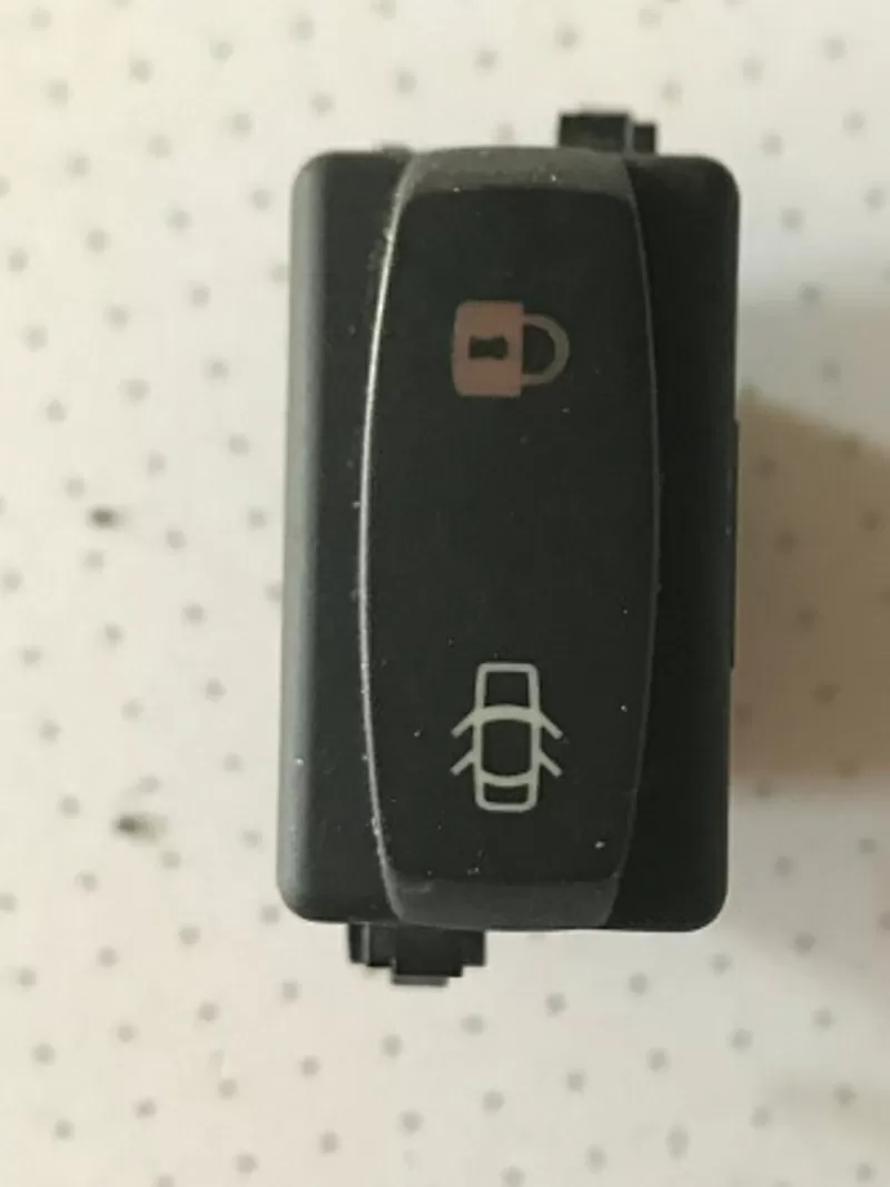 Бу кнопка центрального замка Renault, 8200002446, Laguna Megane 2,