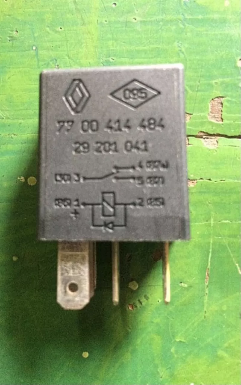 Б/у реле Renault 7700414484, черное 20 A, оригинал,