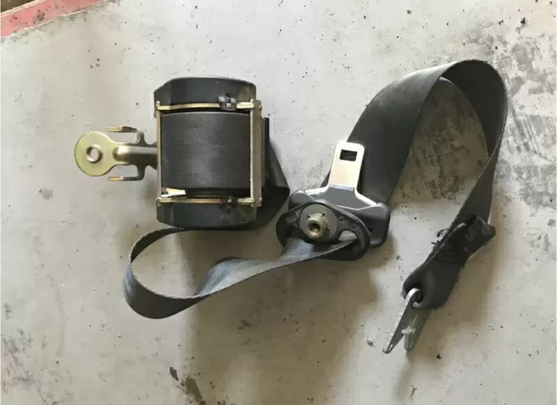 Б/у ремень безопасности Renault Megane 2, передний 8200699560, 8200562479