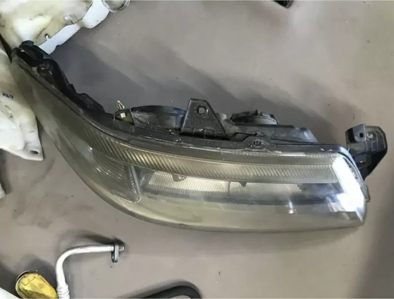 Бу корпус фары Renault Laguna 2, 8200207516, xenon, правая, дорейстайлинг, без блока розжига. 4