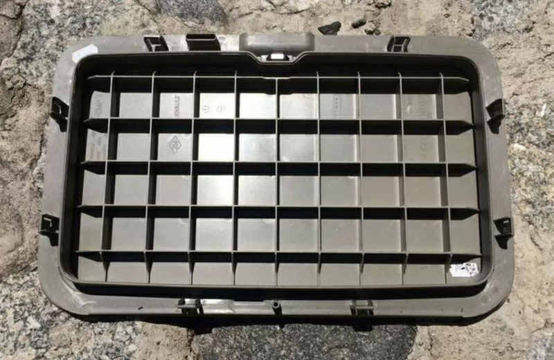 Бу крышка бардачка Renault Scenic 2, 8200223810, 8200223813, 2