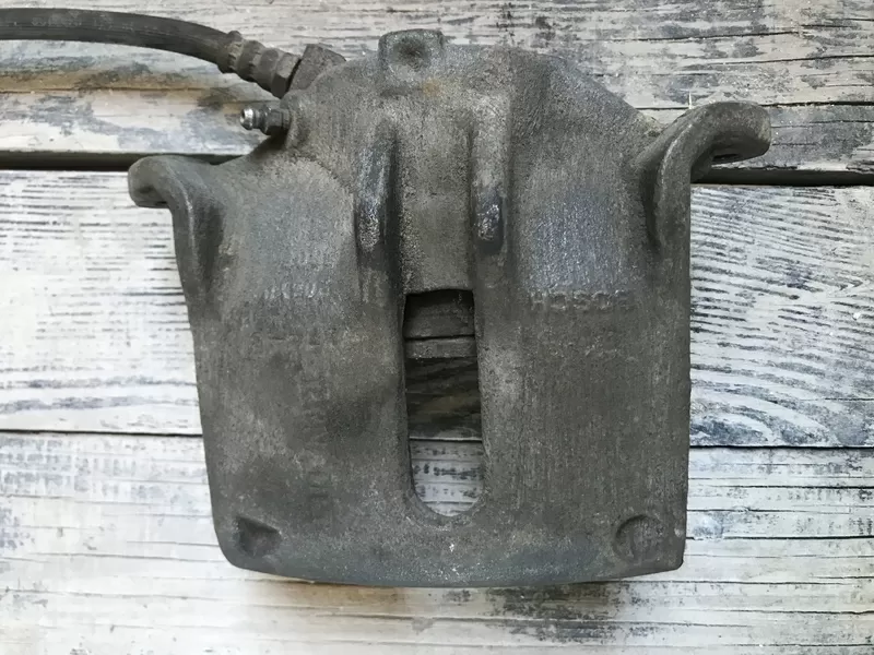 Б/у суппорт передний правый Renault Megane Scenic 2,  7701207686 ,  7711135735