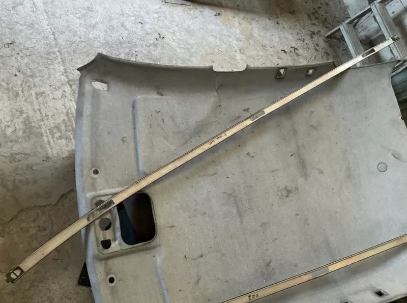 Бу молдинг крыши правый Renault Megane 2 универсал 8200208515, 8200208516 2