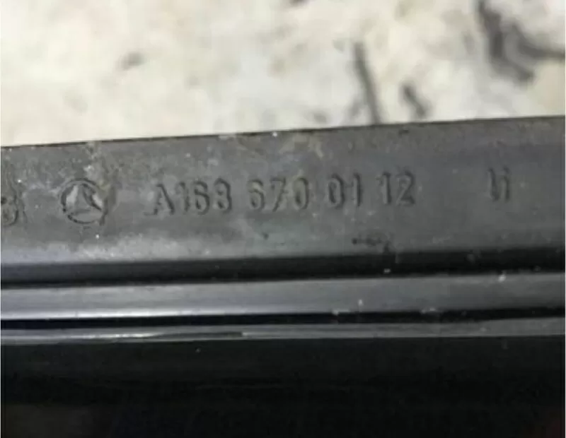 Бу стекло глухое заднее левое нижнее Mercedes W168,  A1686700112,  A1686700100 2
