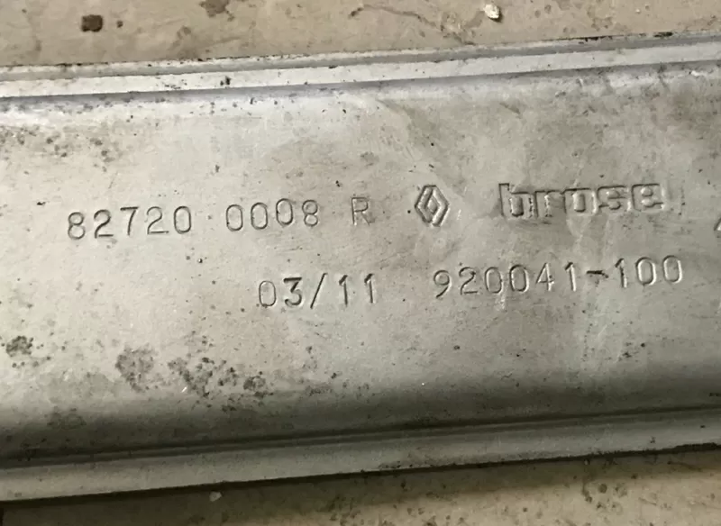 Бу стеклоподъемник Renault Megane 3 827200008R, 920039-101, задней правой двери. 3