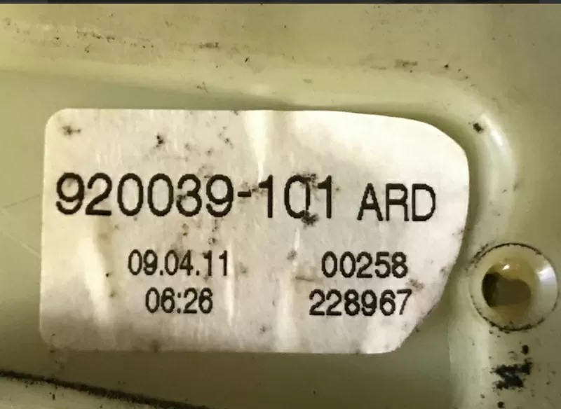 Бу стеклоподъемник Renault Megane 3 827200008R, 920039-101, задней правой двери. 2