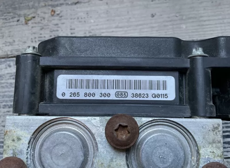 Б/у блок управления ABS Renault Megane Scenic 2, 8200038695, 0265231300. 2