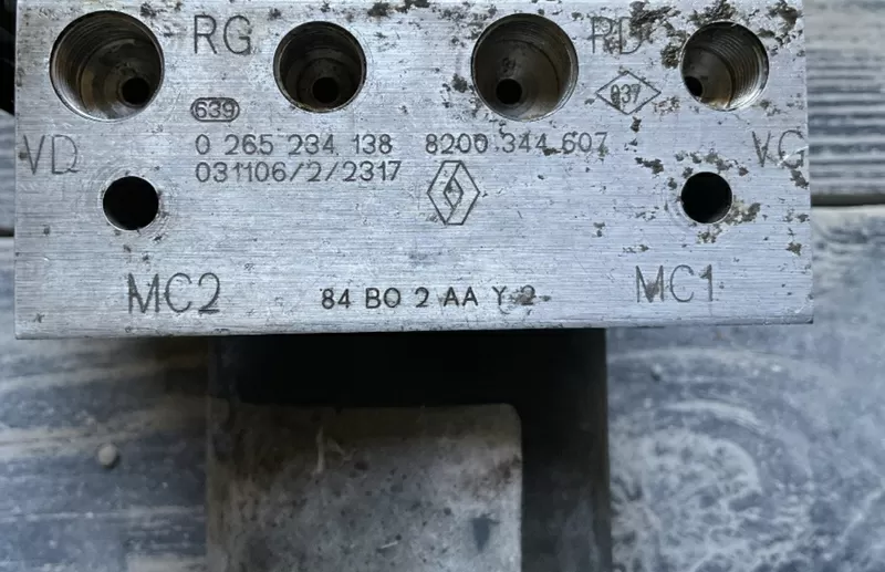 Б/у блок ABS Renault Megane Scénic 2, 8200344607, 0265234138, 0265950300 3
